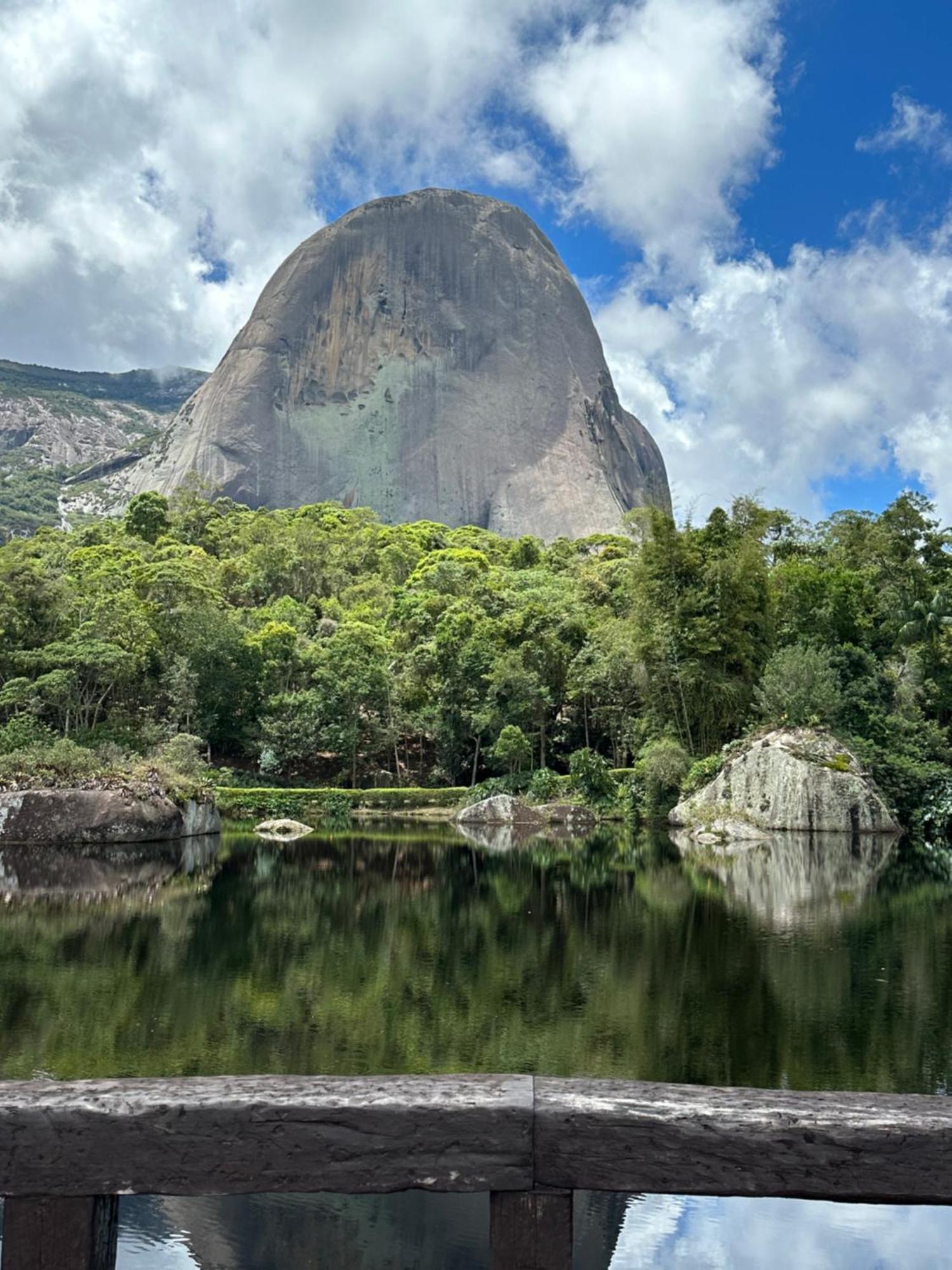 Suite Vista Azul - Frente Para Pedra Azul Pedra Azul  Kültér fotó